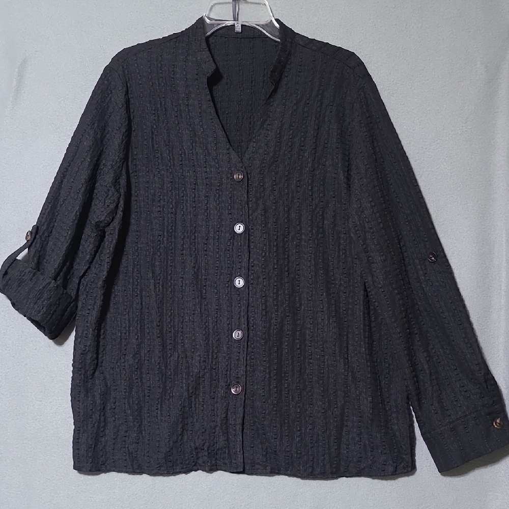 Women's Black Textured Long Sleeve Button Up V-Neck Blouse - Size Large
